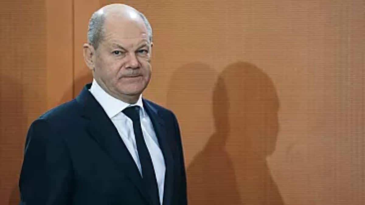 German chancellor Olaf Scholz faces crucial confidence vote in Bundestag