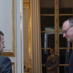 Macron and Merz meet in Paris to strengthen Franco-German ties