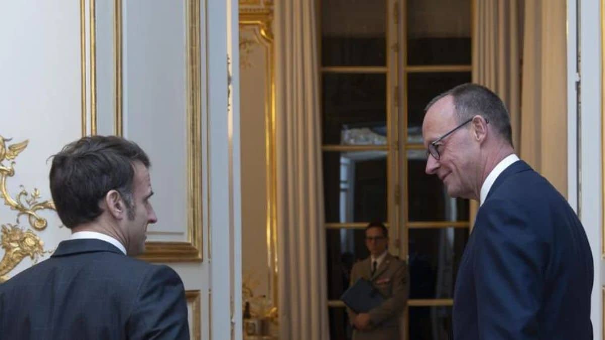 Macron and Merz meet in Paris to strengthen Franco-German ties