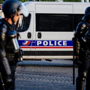 At least two dead and five injured, including two minors, in a Kalashnikov shooting in Nice (France)