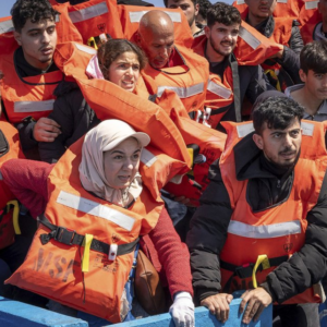 European Parliament backs tougher migration rules to increase returns