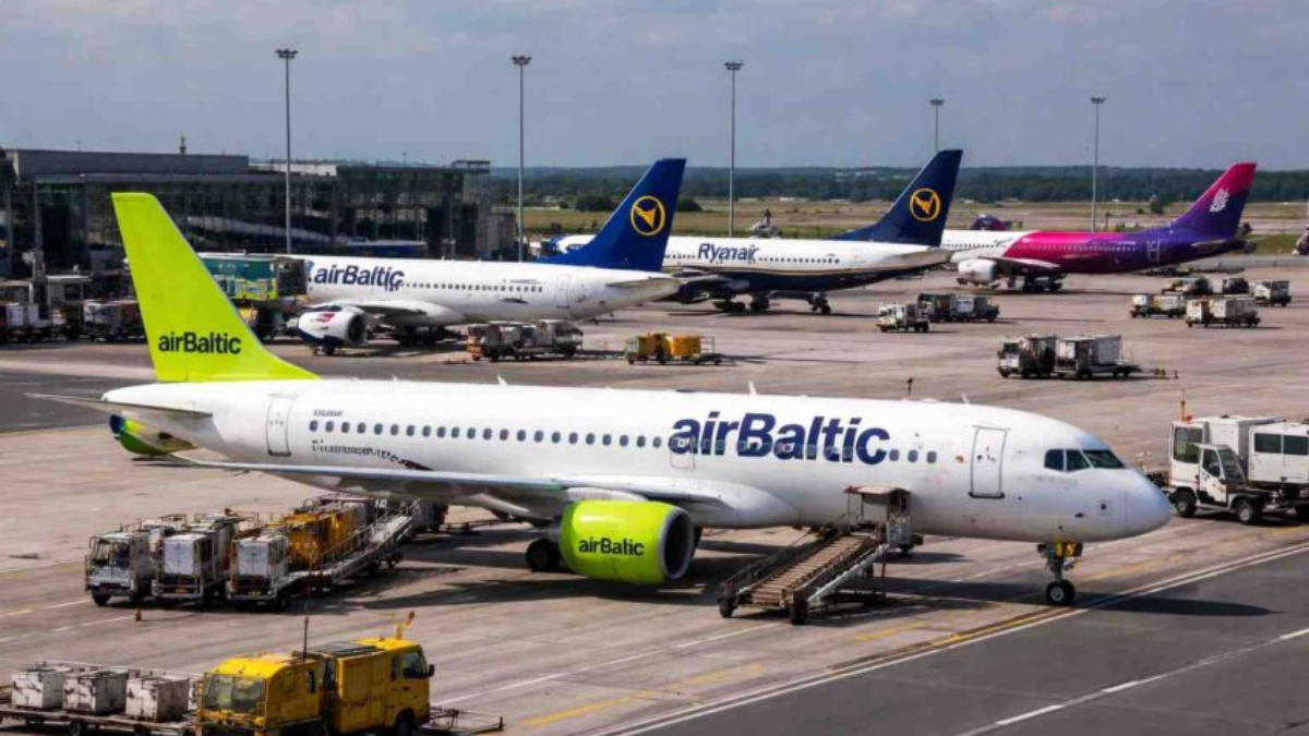 Fuel costs and war risk put several European airlines on the edge, Ryanair chief warns